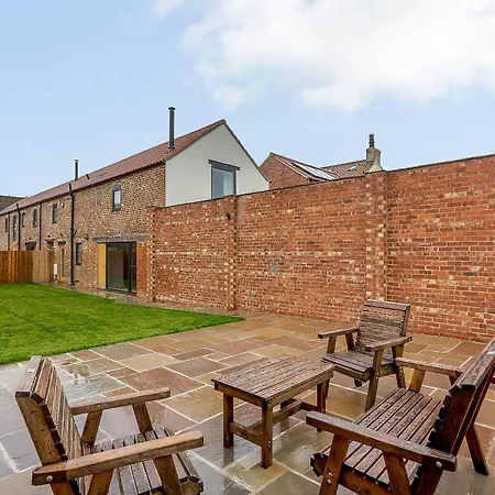 Holiday home Westfield Stables Kirk Hammerton
