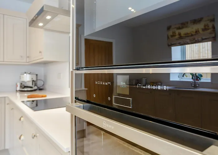 Westfield Stables * Kirk Hammerton