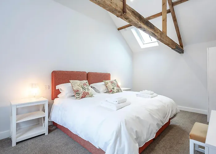 Westfield Stables * Kirk Hammerton